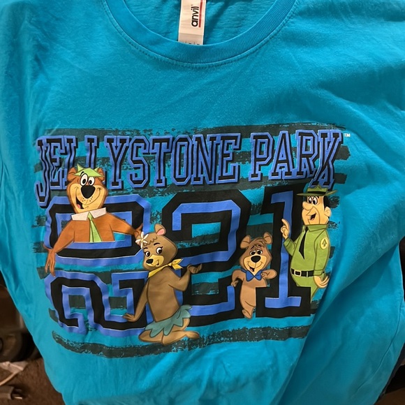 Jellystone Park Tee Sz Medium - Picture 1 of 6